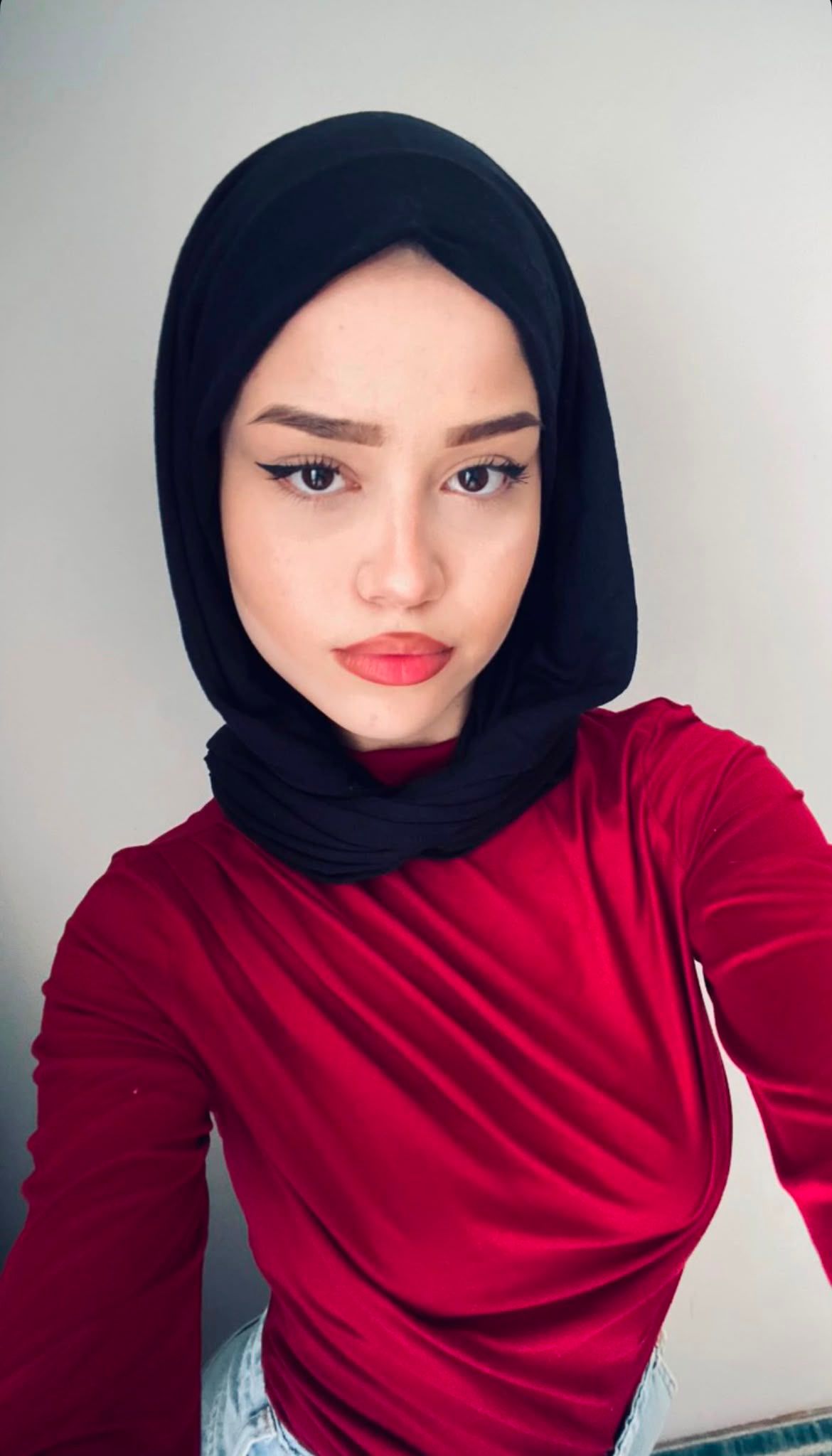 Şenköy Kendi Yeri Olan Escort Bayan Bütün